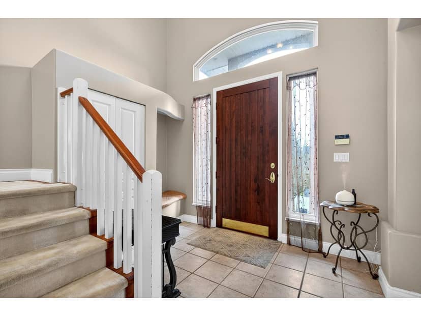 18048 99A AVENUE, Surrey, photo 3