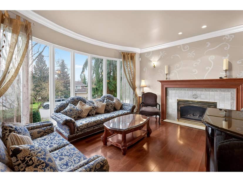18048 99A AVENUE, Surrey, photo 4