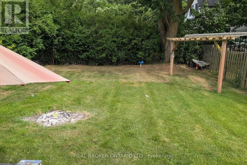 368 Wellington Avenue S — photo 33 of 39