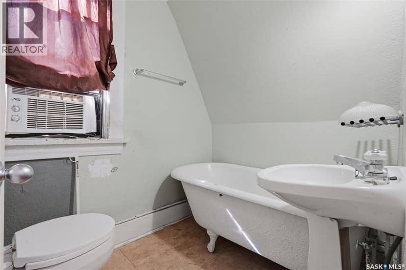 1132 Princess STREET — photo 14 of 27
