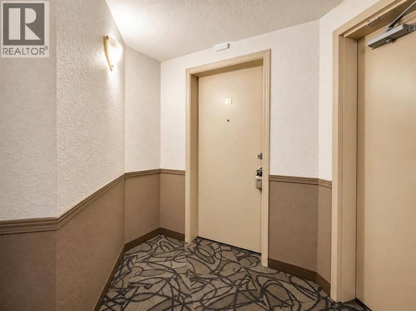 6101, 304 Mackenzie Way SW, Airdrie, photo 5