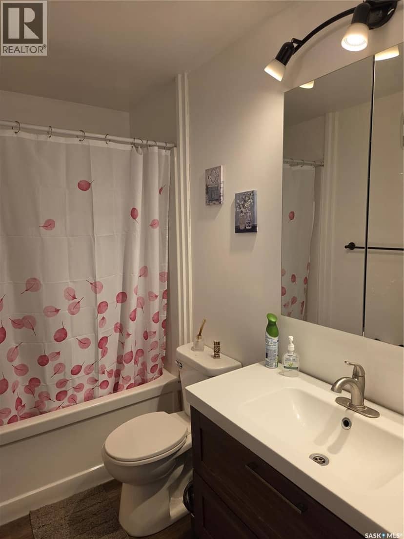 60 Bradbrooke DRIVE — photo 11 of 23