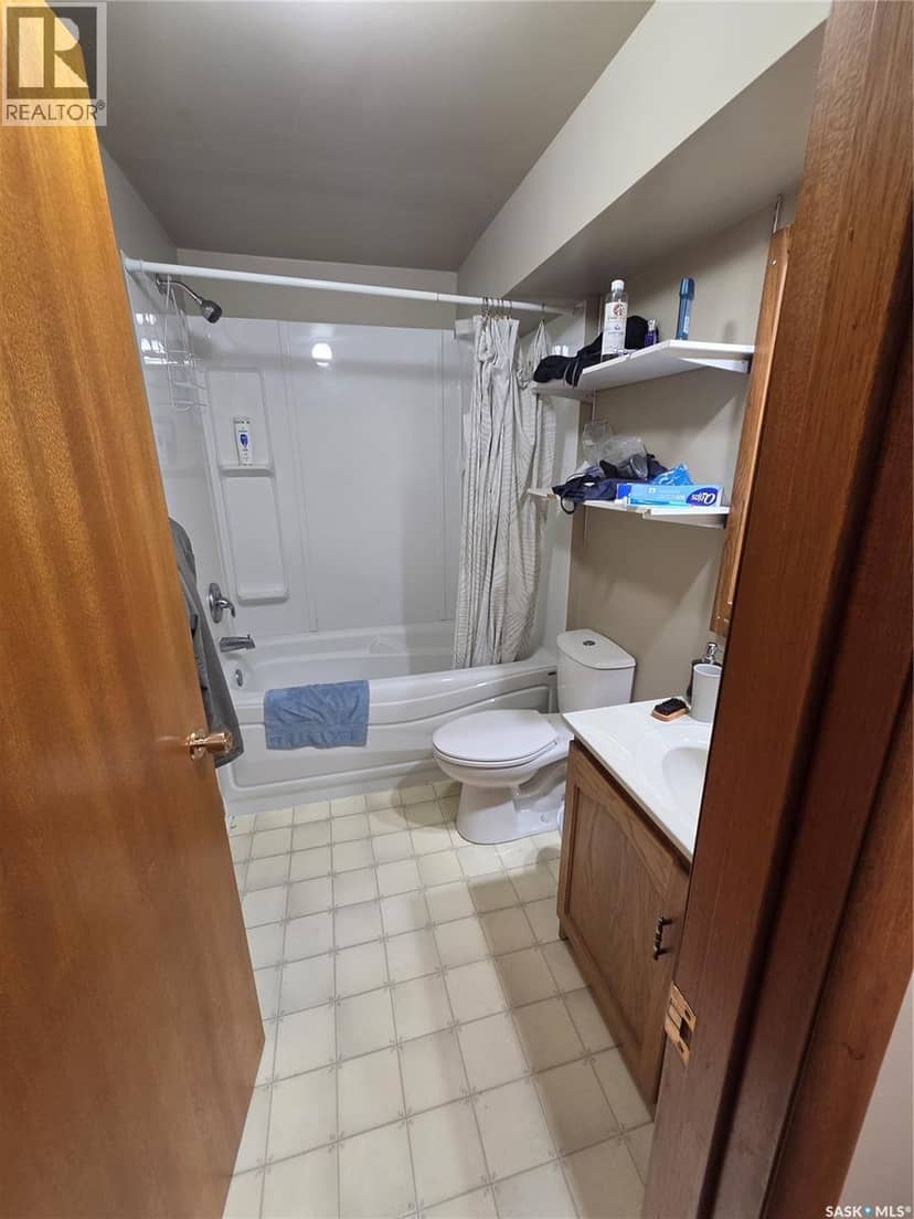 60 Bradbrooke DRIVE — photo 15 of 23