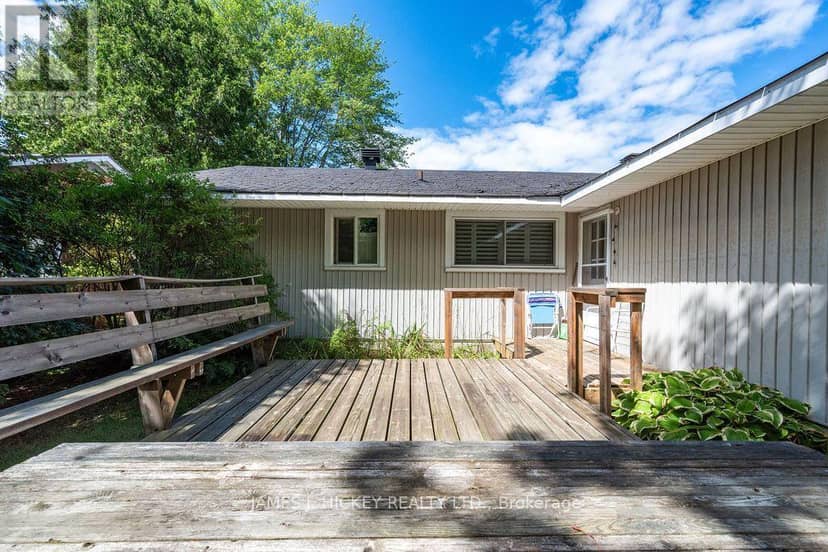 100 Glendale Avenue — photo 37 of 40