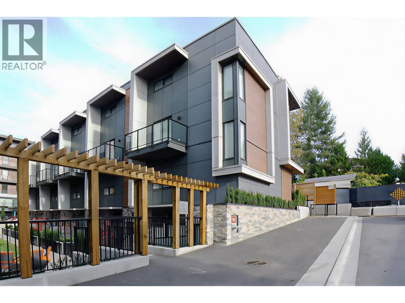 202 381 CLAYTON STREET, Coquitlam