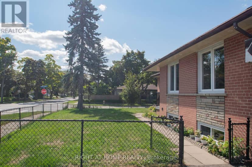 65 Bridgenorth Crescent — photo 32 of 34