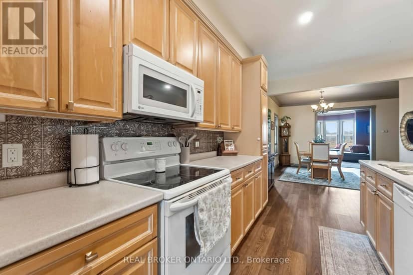 53 Archange Street — photo 17 of 35
