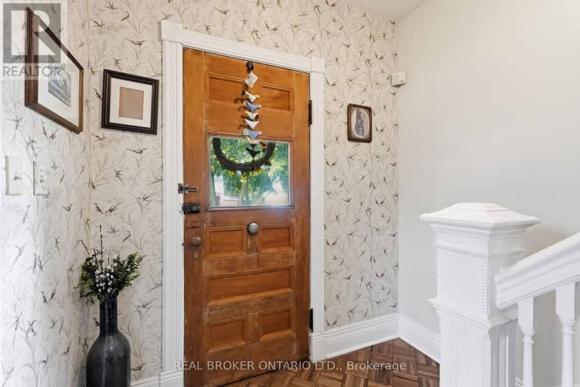 53 Archange Street — photo 4 of 35