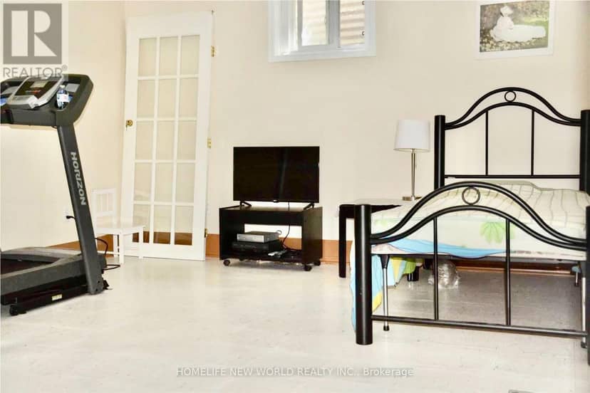 40 Brahms Avenue — photo 12 of 17