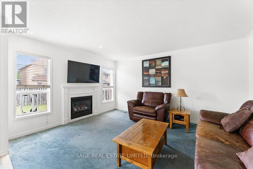 34 McSweeney Crescent — photo 17 of 38