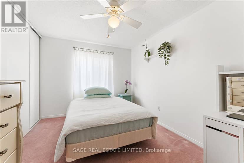 34 McSweeney Crescent — photo 27 of 38