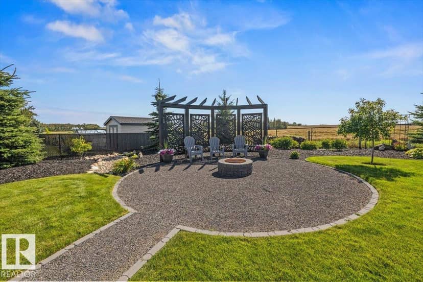 1098 Genesis Lake Blvd — photo 14 of 40