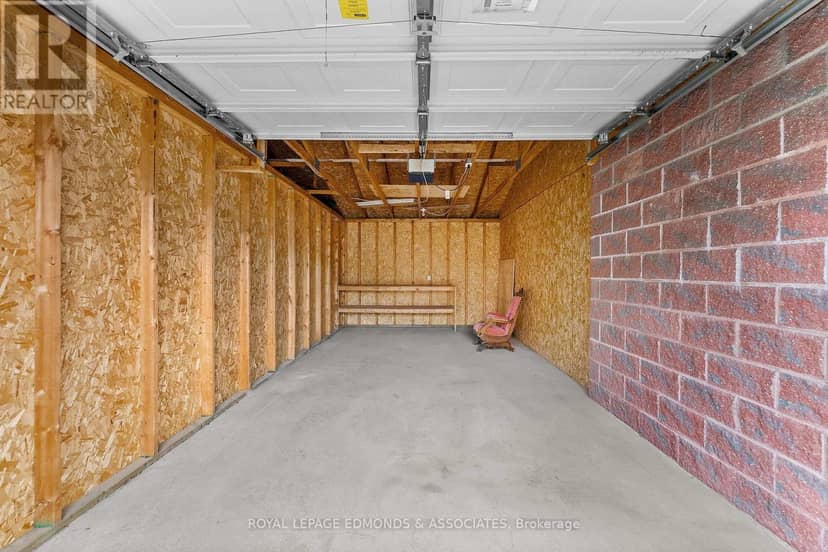 212 - 1 Crandall Street — photo 19 of 30