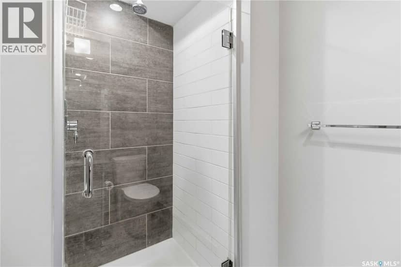 418 C Avenue S — photo 25 of 35