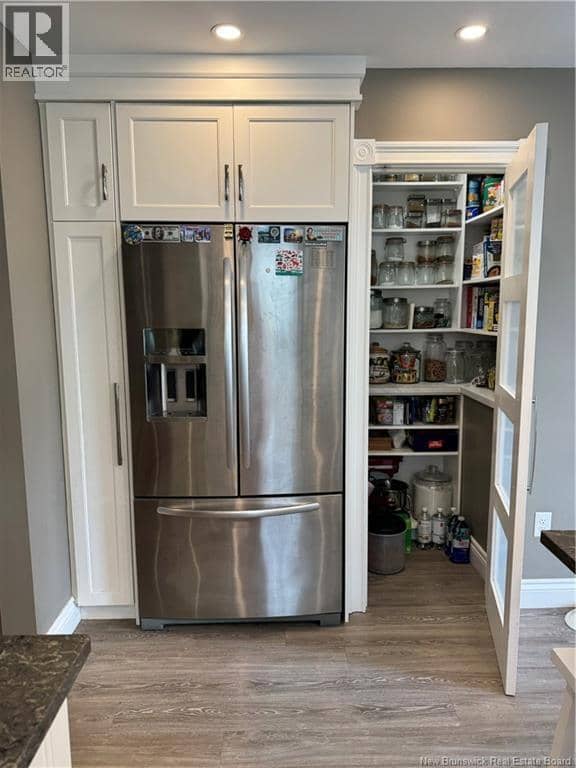 164 Houlton St — photo 16 of 40
