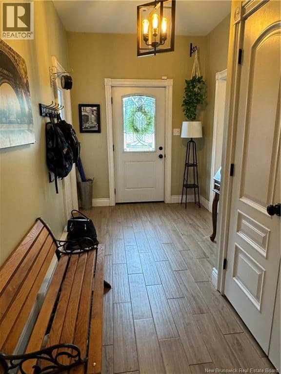 164 Houlton St — photo 9 of 40