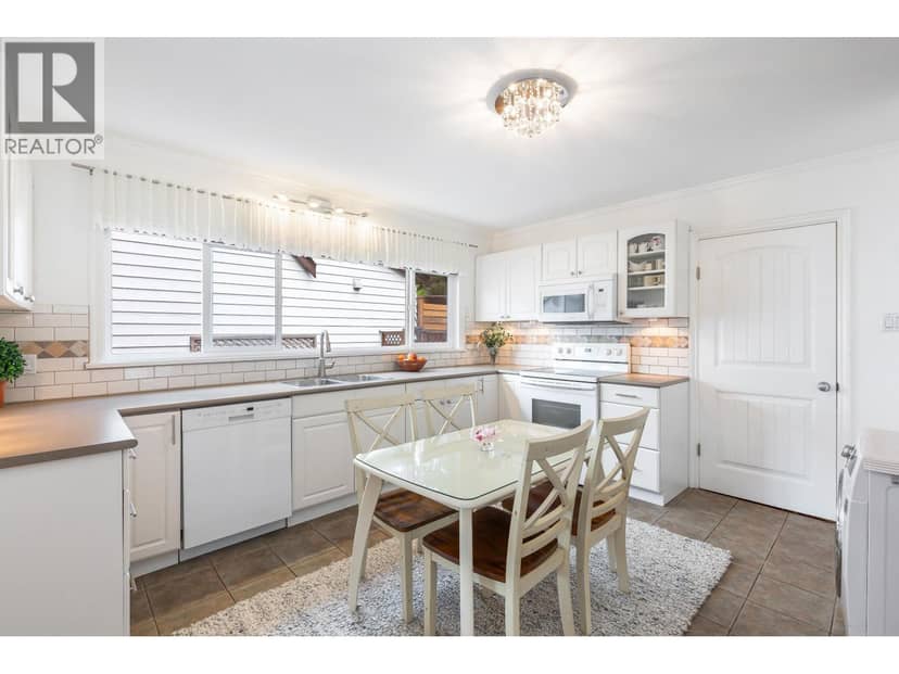 2306 WILLIAM AVENUE, North Vancouver, photo 8