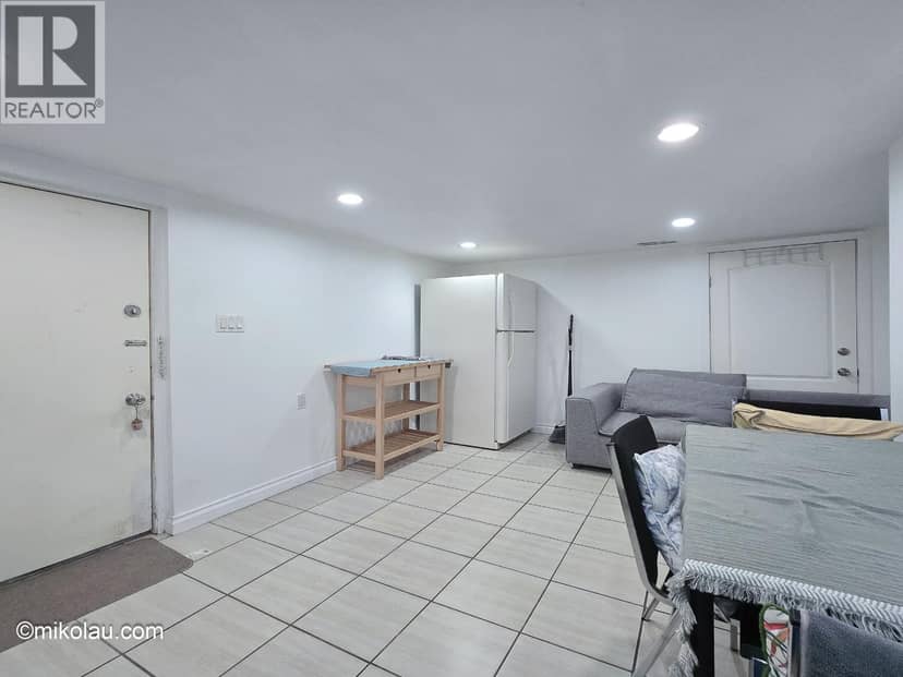 1XX GILMORE AVE, Burnaby, photo 2