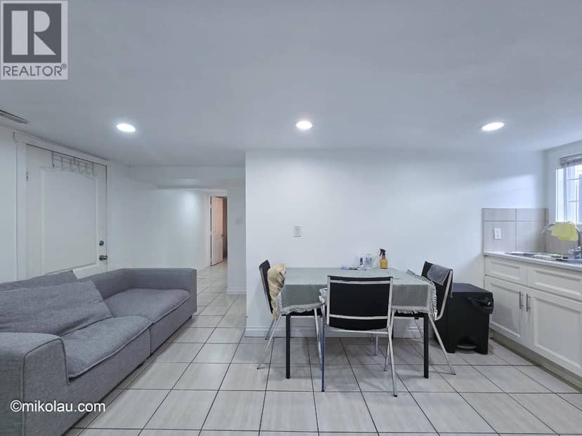 1XX GILMORE AVE, Burnaby, photo 3