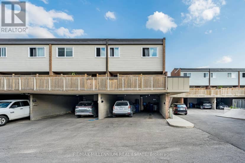 301 Milestone Crescent — photo 3 of 40