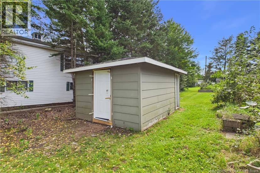 3 Thomson Drive — photo 32 of 36