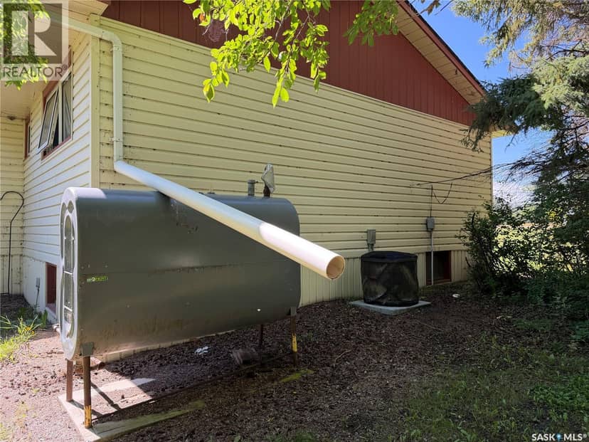 Helgason Acreage — photo 38 of 39