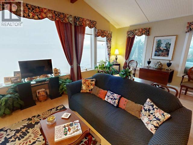3377 ATREVIDA ROAD, Powell River, photo 8
