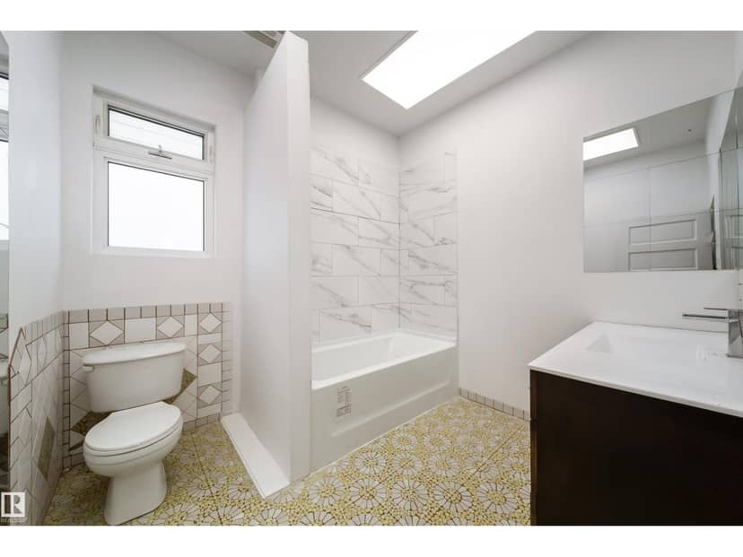 10803 93 ST NW — photo 18 of 40