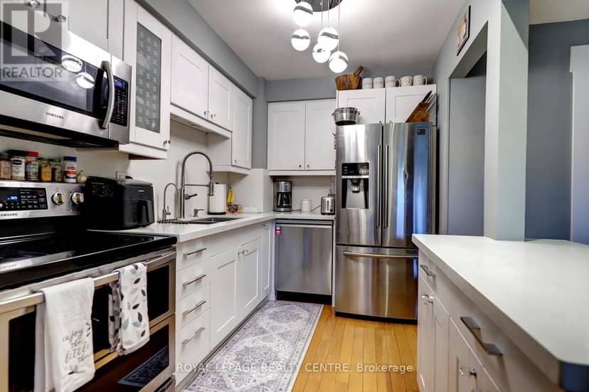 60 - 3025 Cedarglen Gate — photo 17 of 38