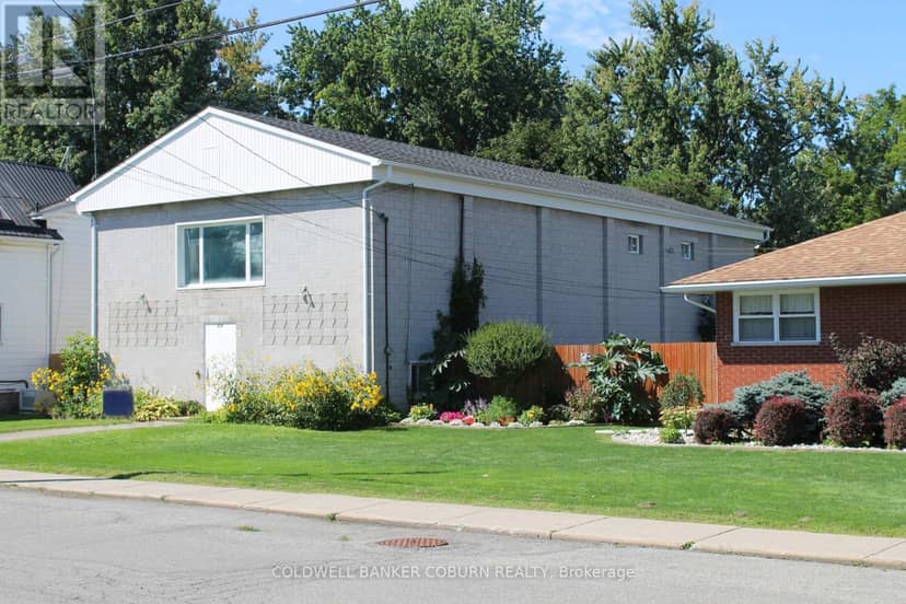 518 Church Street, North Dundas