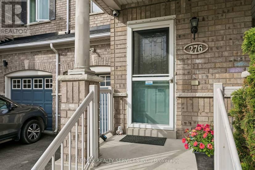 276 Fitzgerald Crescent — photo 2 of 40
