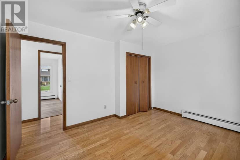 26 Sunset Drive — photo 17 of 35