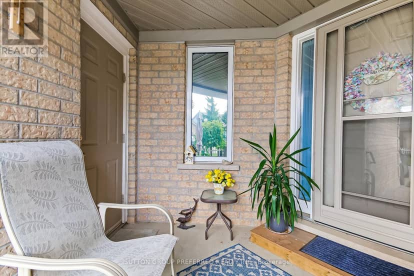 29 - 861 Shelborne Street, London South, photo 3