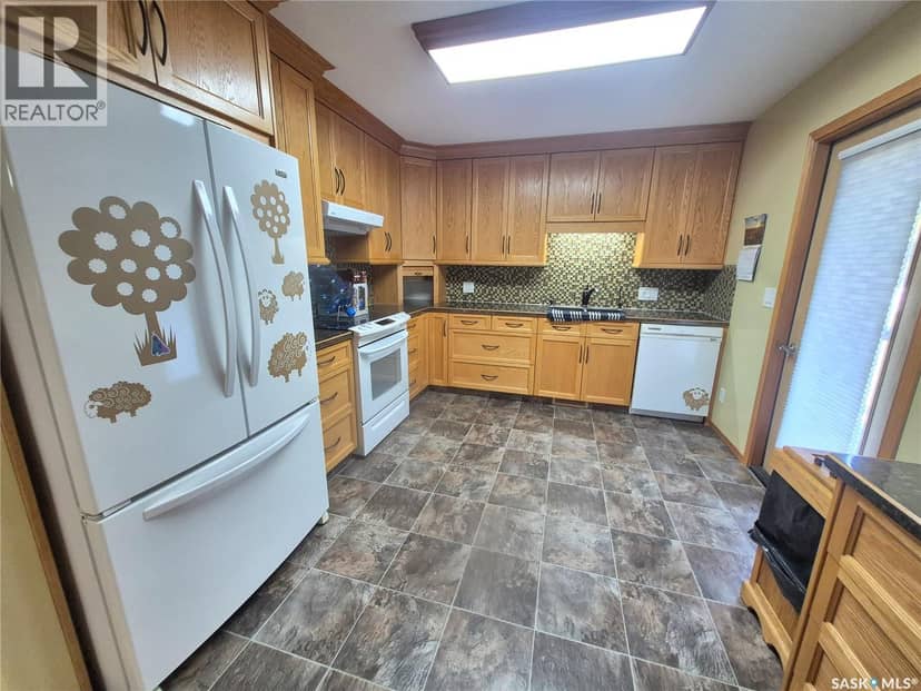 633 Beckwell AVENUE — photo 9 of 40