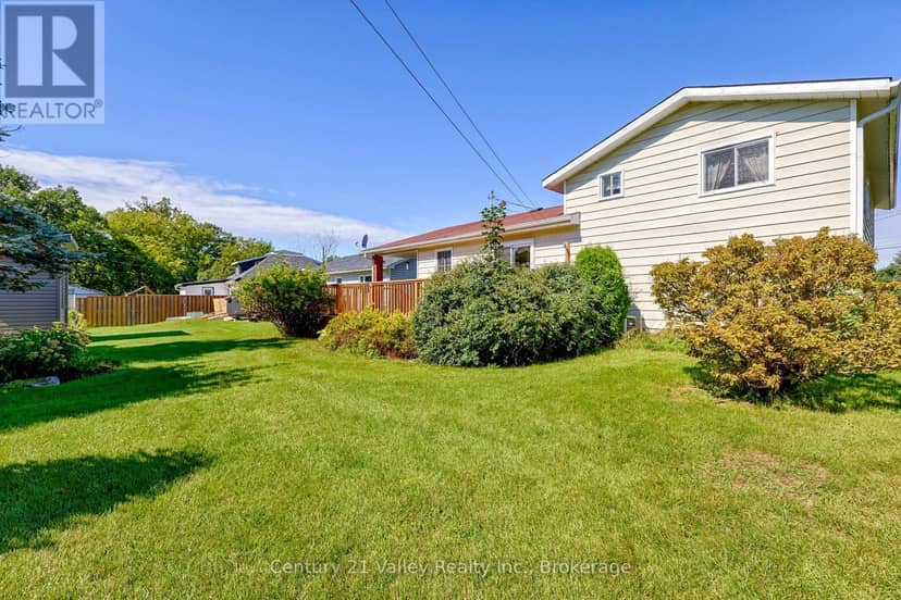 361 Sidney Avenue E — photo 34 of 40