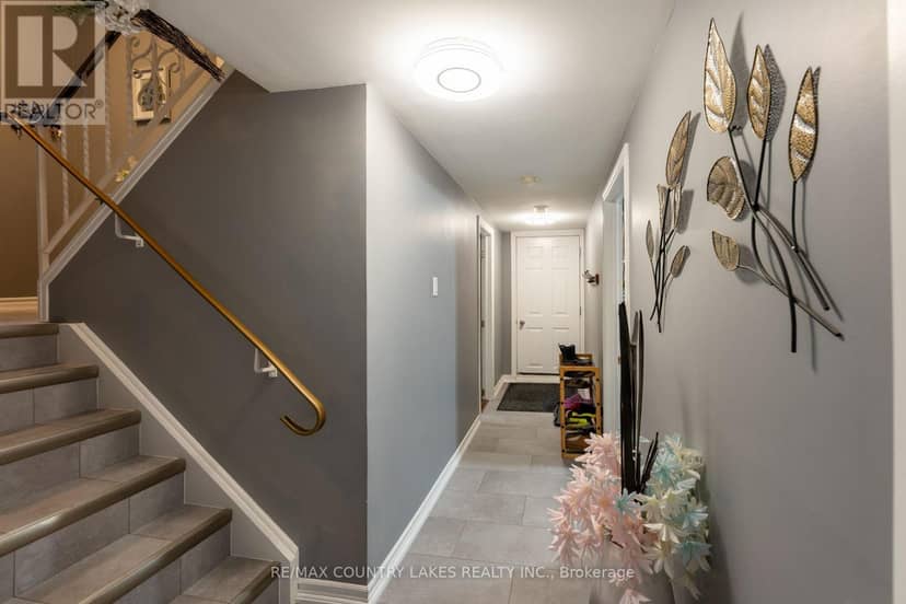 65 Beaver Ridge Drive — photo 21 of 39
