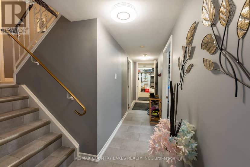 65 Beaver Ridge Drive — photo 27 of 39