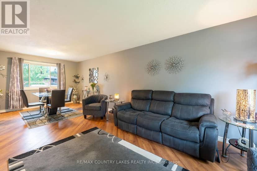 65 Beaver Ridge Drive — photo 9 of 39
