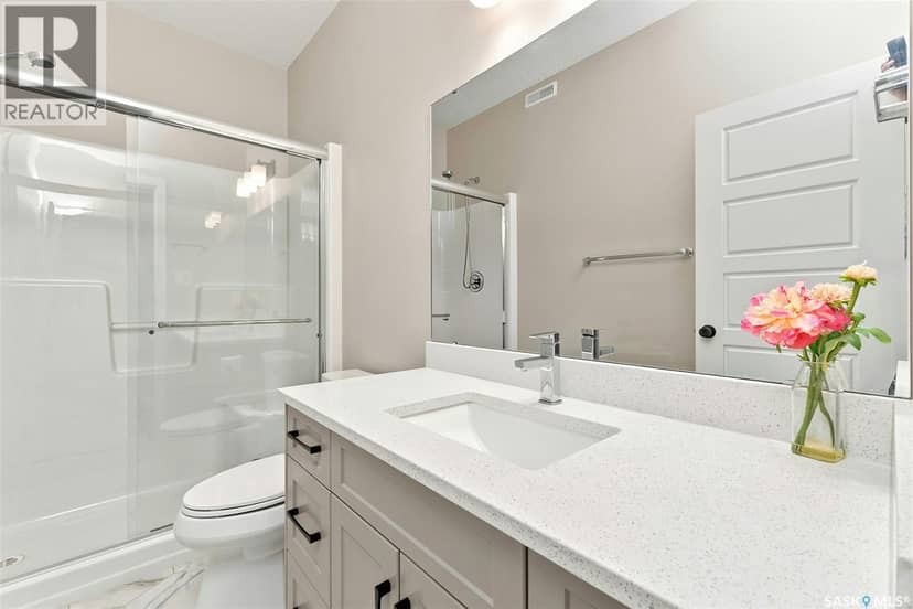 8718 Wheat CRESCENT — photo 9 of 35