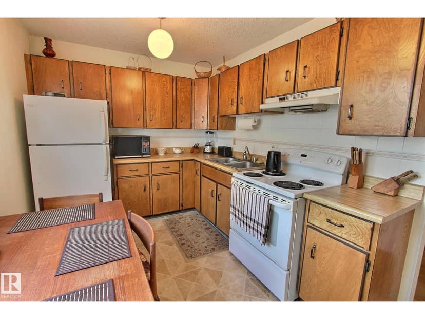 14626 52 ST NW NW, Edmonton, photo 7