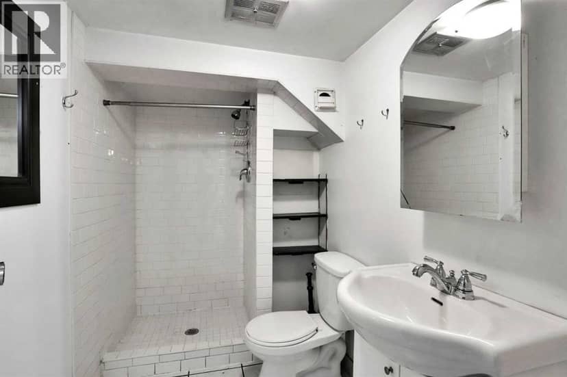 2131 16A Street SW — photo 30 of 40