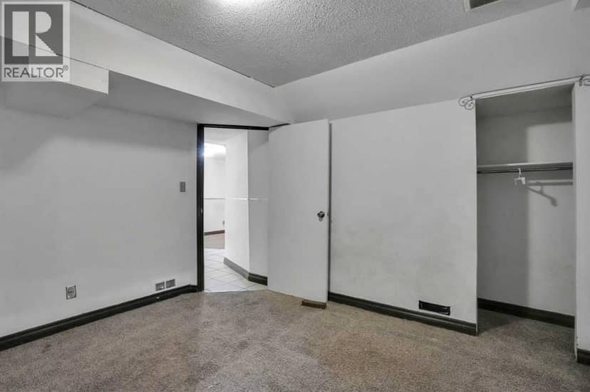 2131 16A Street SW — photo 32 of 40