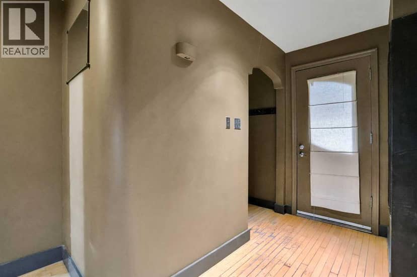 2131 16A Street SW, Calgary, photo 4