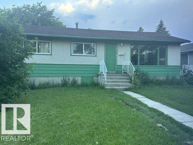 11026 155 ST NW, Edmonton, photo 2