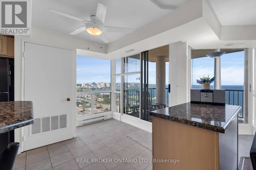 903 - 65 Ellen Street — photo 10 of 40