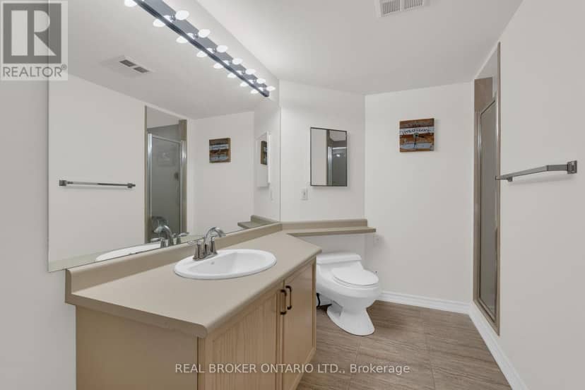 903 - 65 Ellen Street — photo 21 of 40