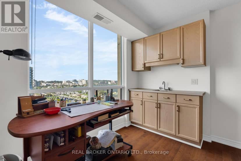 903 - 65 Ellen Street — photo 26 of 40