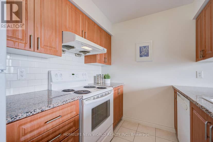 2807 - 60 Town Centre Court — photo 16 of 40