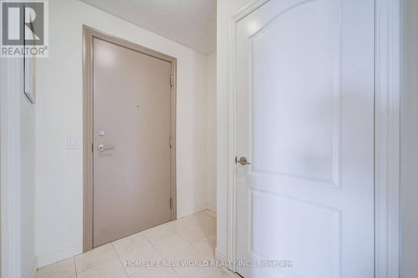 2807 - 60 Town Centre Court — photo 9 of 40