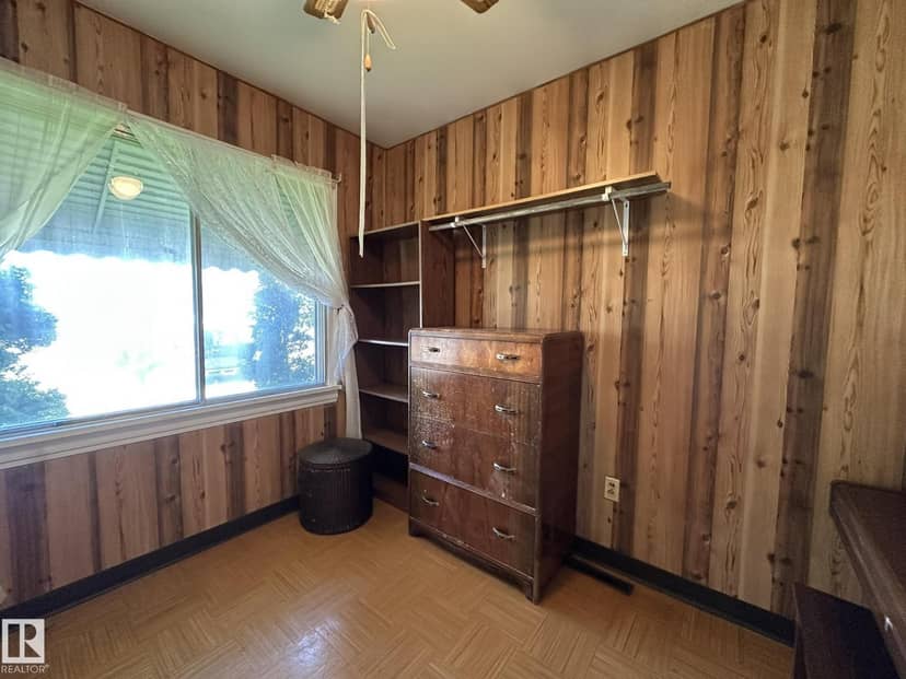 291 White Earth ST — photo 11 of 27